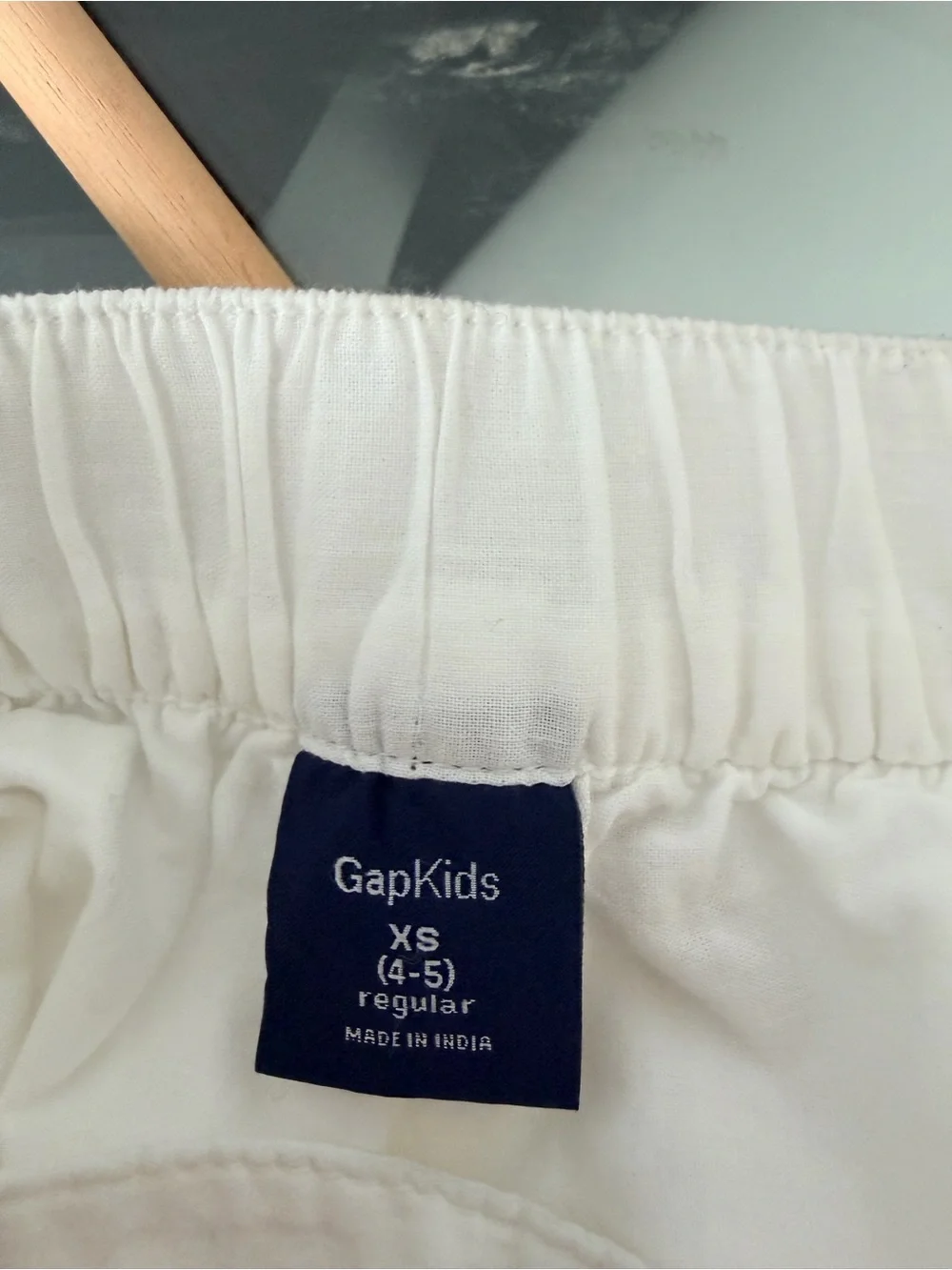 GAP White Eyelet Scallop Hem High-Waist Shorts